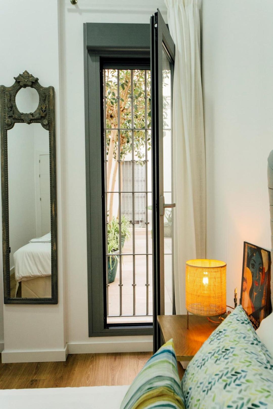 塞维利亚Modern With Seasonal Swimming Pool- 1Bd 1Bth- Goyeneta公寓 外观 照片