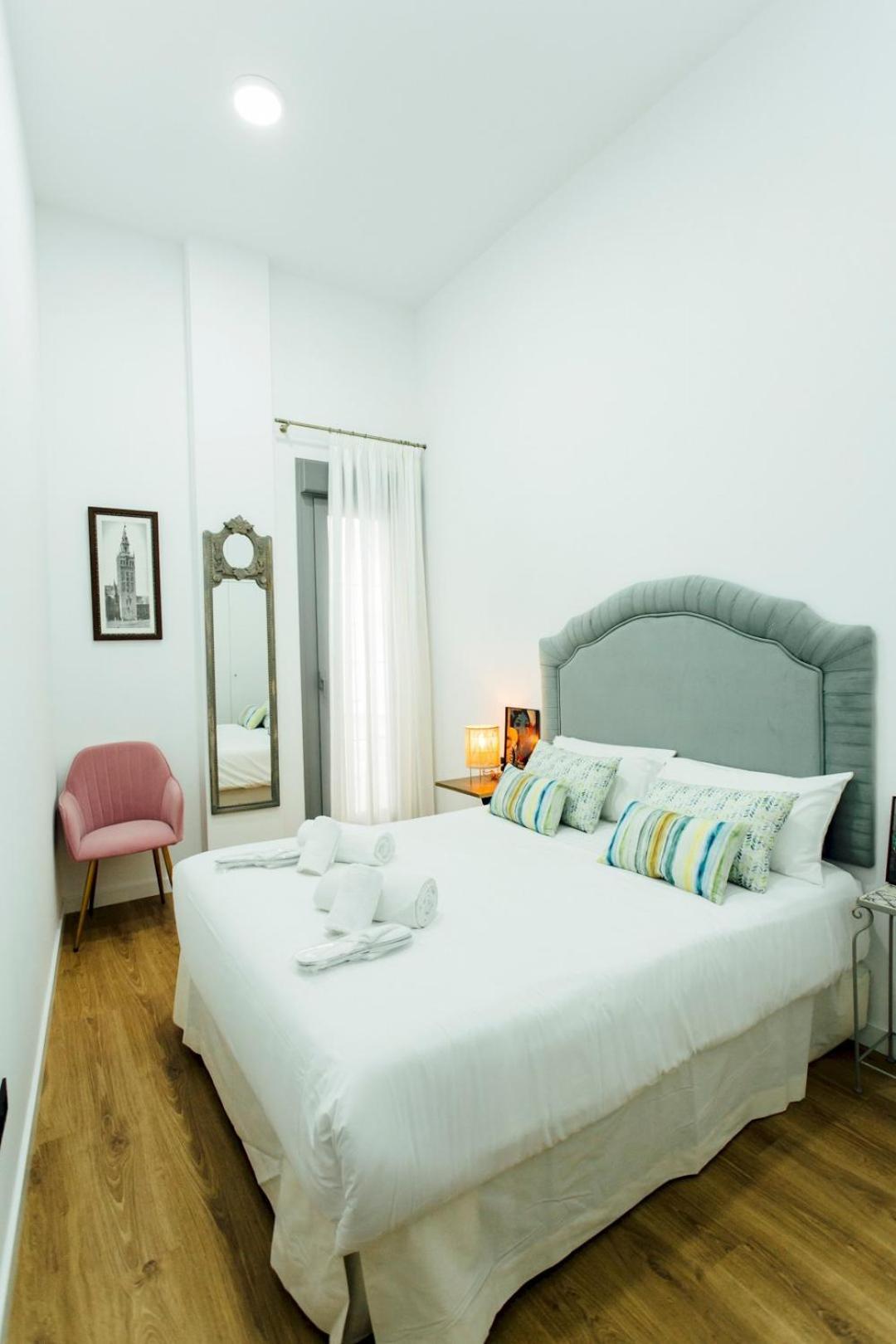 塞维利亚Modern With Seasonal Swimming Pool- 1Bd 1Bth- Goyeneta公寓 外观 照片